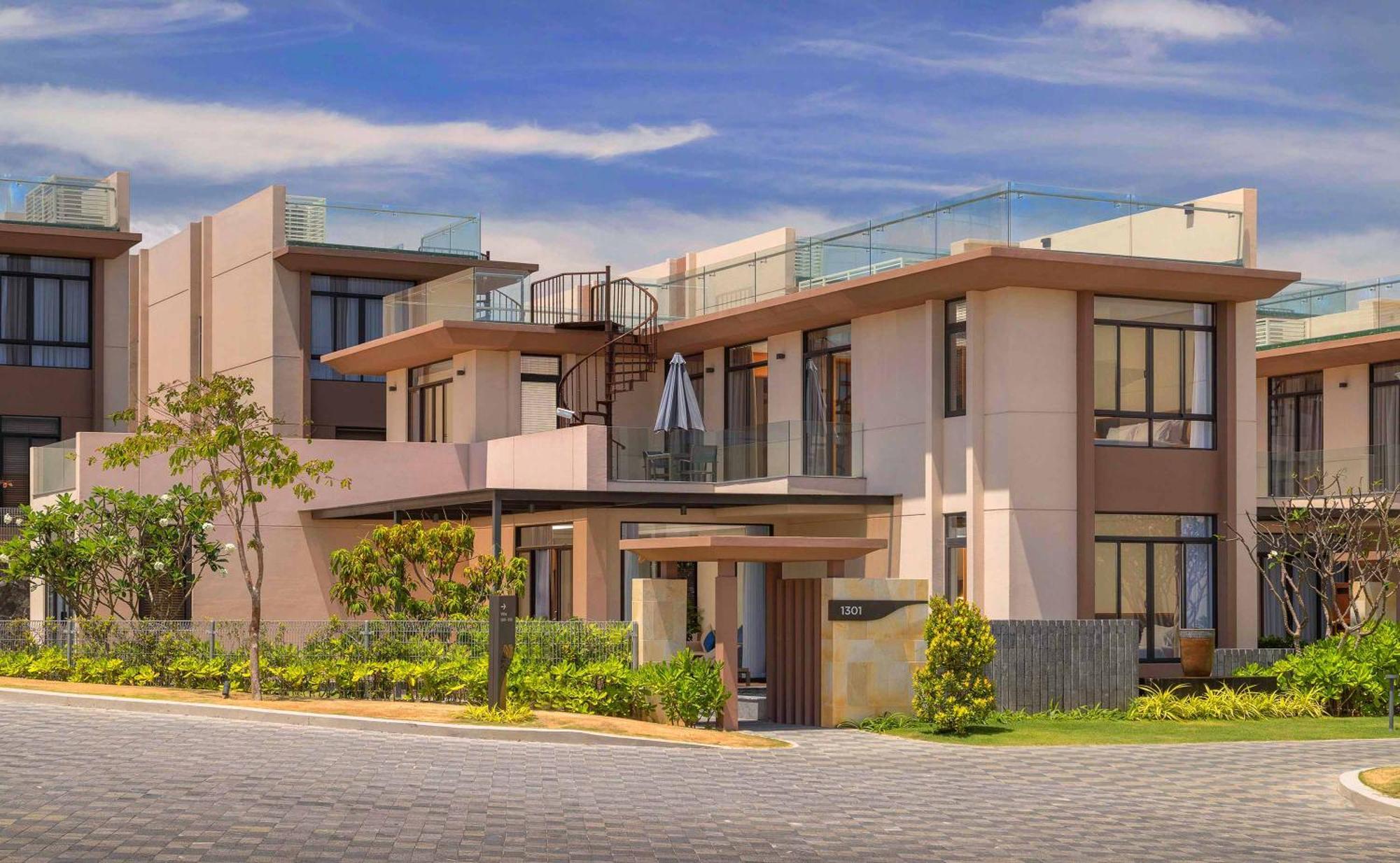 Sunny Smes - Virgo Nha Trang Appartement Buitenkant foto